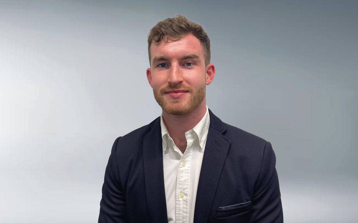 Website 604X376 B Cody